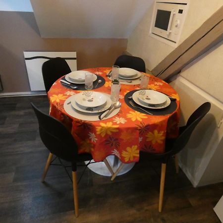 Gite Les Combles Du Bonheur Colmar Exterior foto