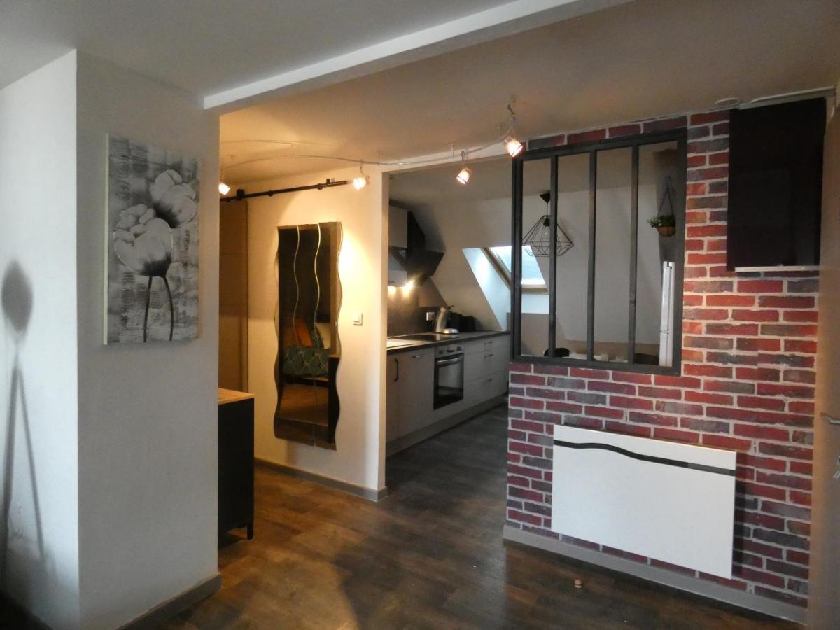Gite Les Combles Du Bonheur Colmar Exterior foto