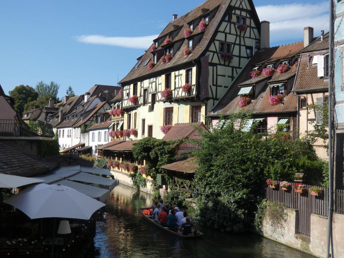 Gite Les Combles Du Bonheur Colmar Exterior foto